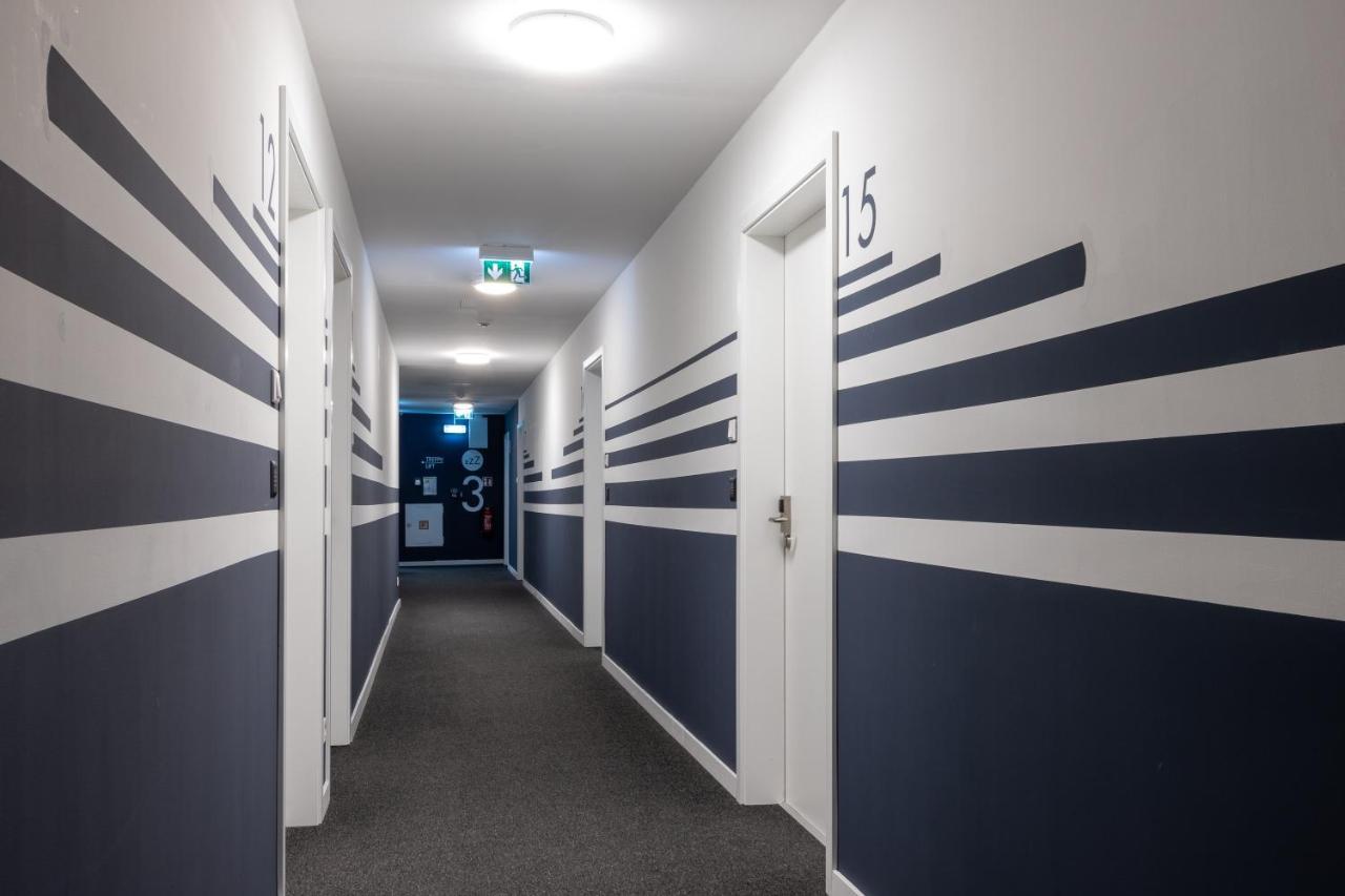 Zzzpace Smart-Hotel Bielefeld Zentrum Εξωτερικό φωτογραφία