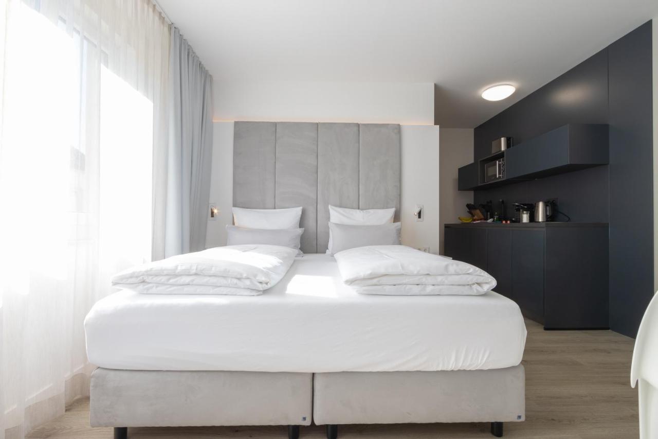Zzzpace Smart-Hotel Bielefeld Zentrum Εξωτερικό φωτογραφία